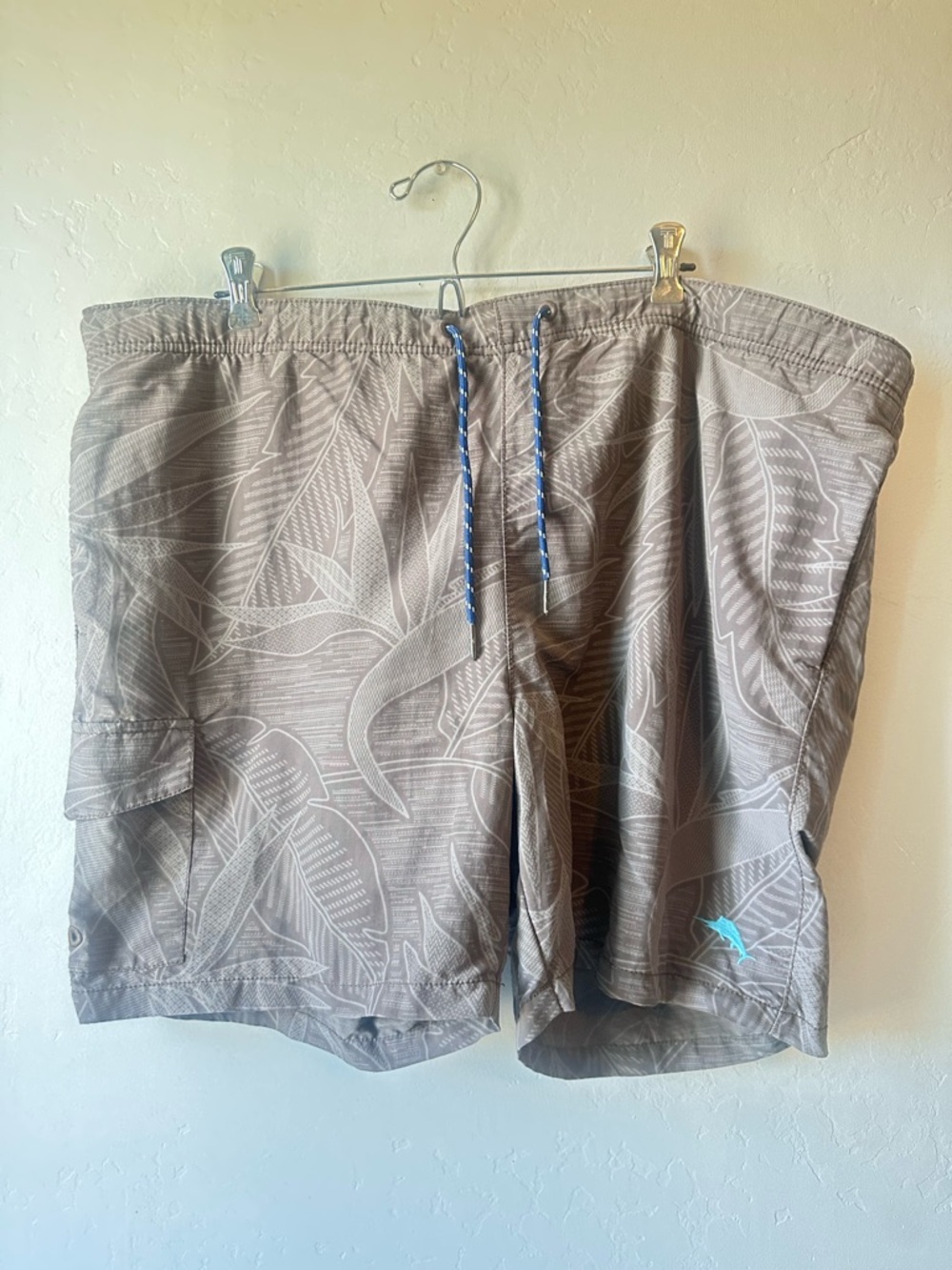 Tommy Bahama Relax  Tropical Leaf Swim Trunk Board Short Island Grey Size Large